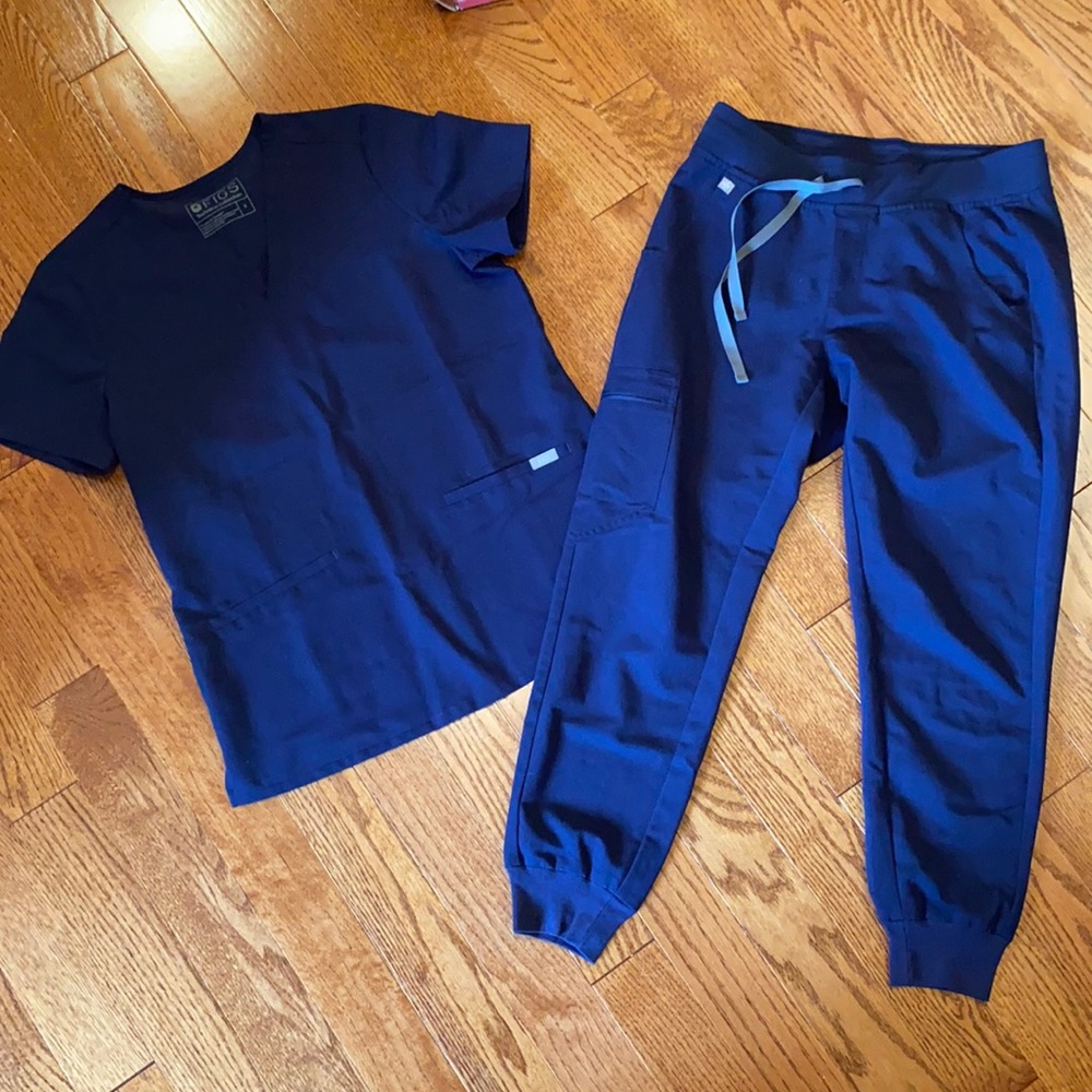 Figs Scrub Set- Navy